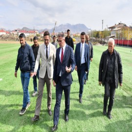 ''Van'ımızın gençleri ulusal ve uluslararası başarılara imza atacak''