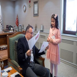 Karnesini alan İpek valiyi görmek istedi