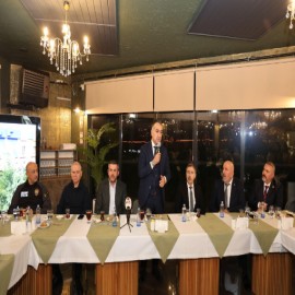 "Milletin bize emanet ettiği makamları şahsi duygularımıza alet edemeyiz"