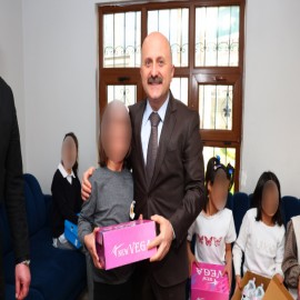 Vali Dr. Osman Varol Safvan Çocuk Evleri’nde