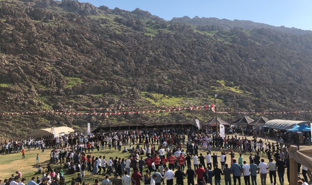 Terörden arındırılan Beytüşşebap yaylasında Kuzu Kırpma Festivali