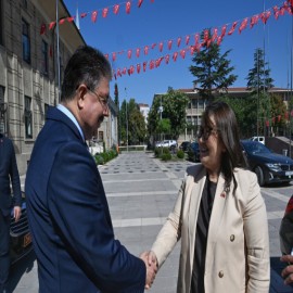 “Türkiye ile Moğolistan arasındaki ilişkiler geliştirilmeli”