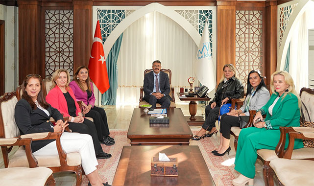 Türkiye Kadın Muhtarlar Derneğinden Vali Çelik'e ziyaret