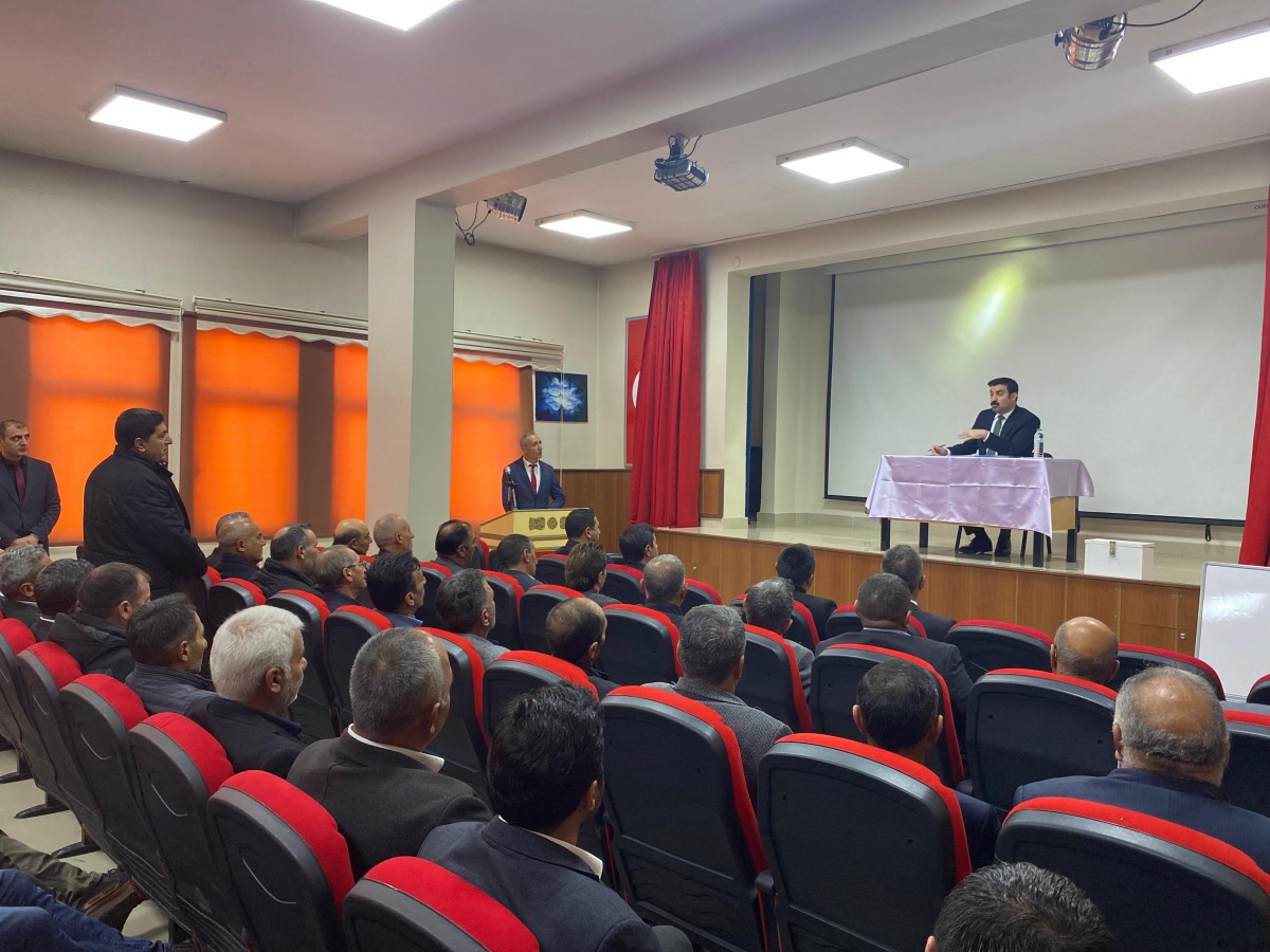 Kaymakamdan, muhtarlara söz;