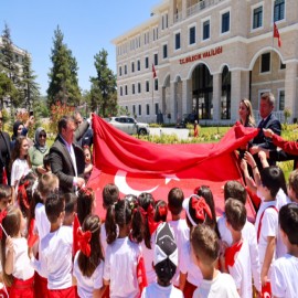 1071 ruhu mozaik bayrakta yaşatıldı