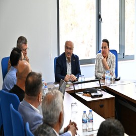 Vali Köşger'den günlük 210 ton süt üreten tesise tam not