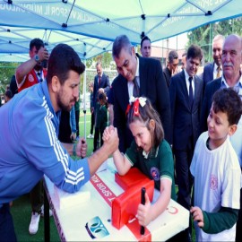 Mersin’de kamu hizmetleri vatandaşın ayağına gidiyor