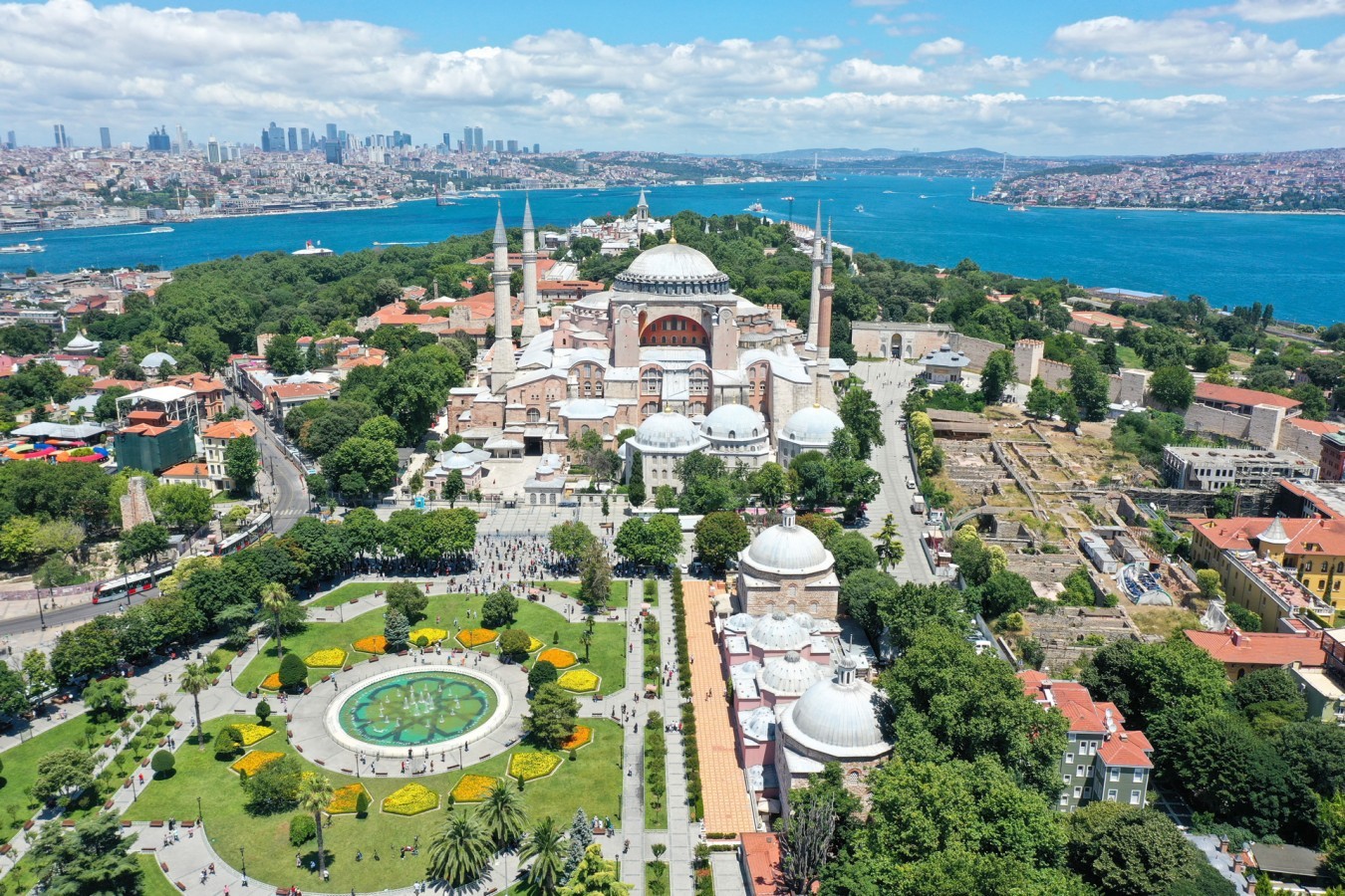 İstanbul Valiliği cuma namazı için yeni talimat verdi;