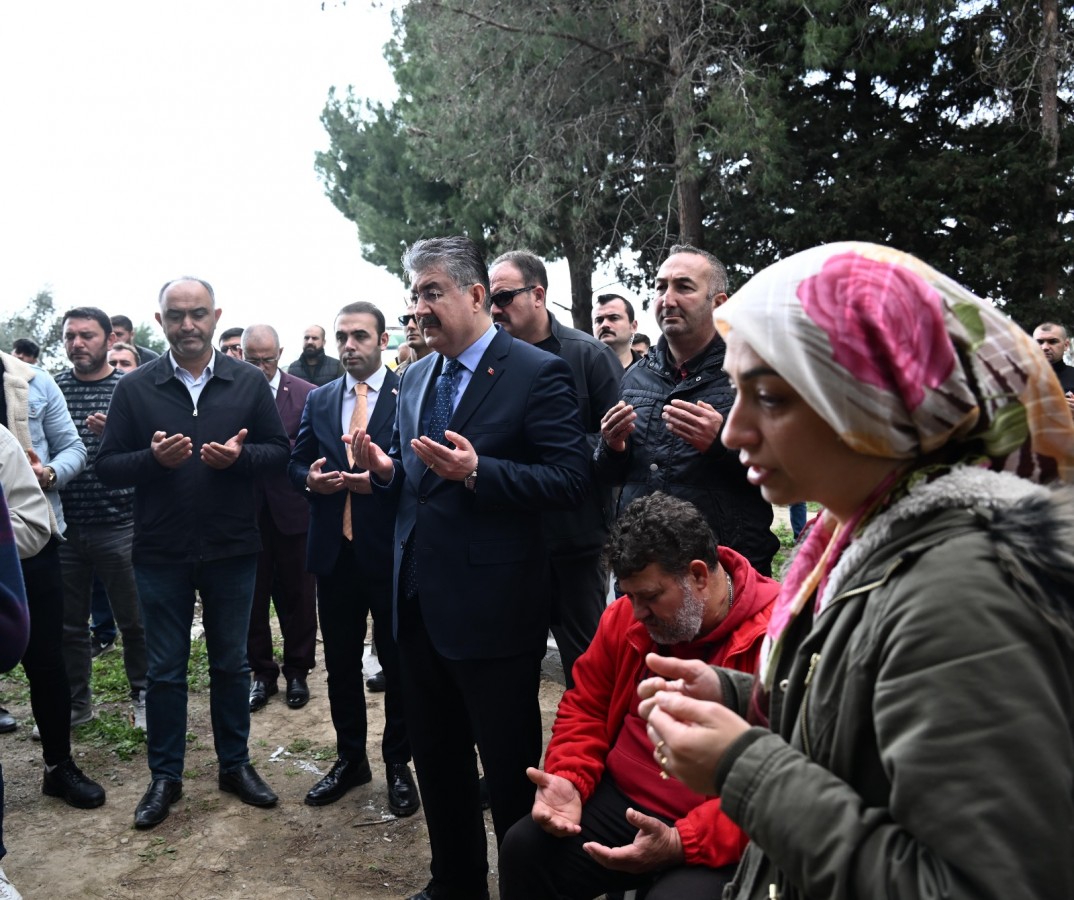 Depremden kurtulan Elif, çadırdaki yangında hayatını kaybetti!;