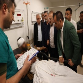 Vali Pehlivan yaralıları ziyaret etti