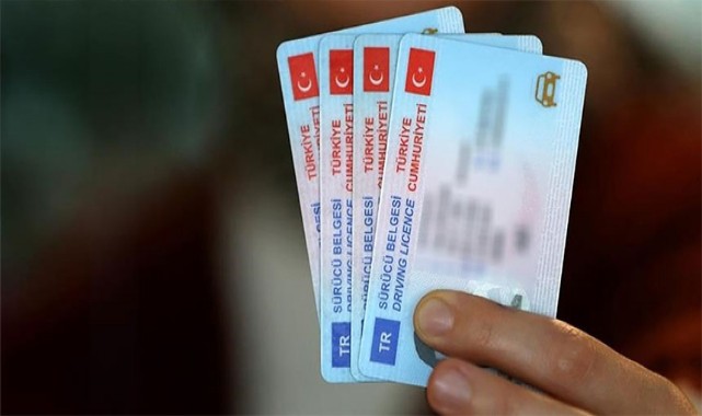 Eski tip ehliyetleri değiştirmek için son 65 gün!