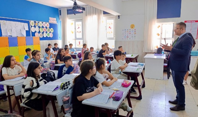 "Çocuklarımızın en iyi şekilde yetişmesi için hep birlikte çalışıyoruz"