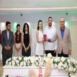 Vali Koç, şehit emanetini mutlu gününde yalnız bırakmadı
