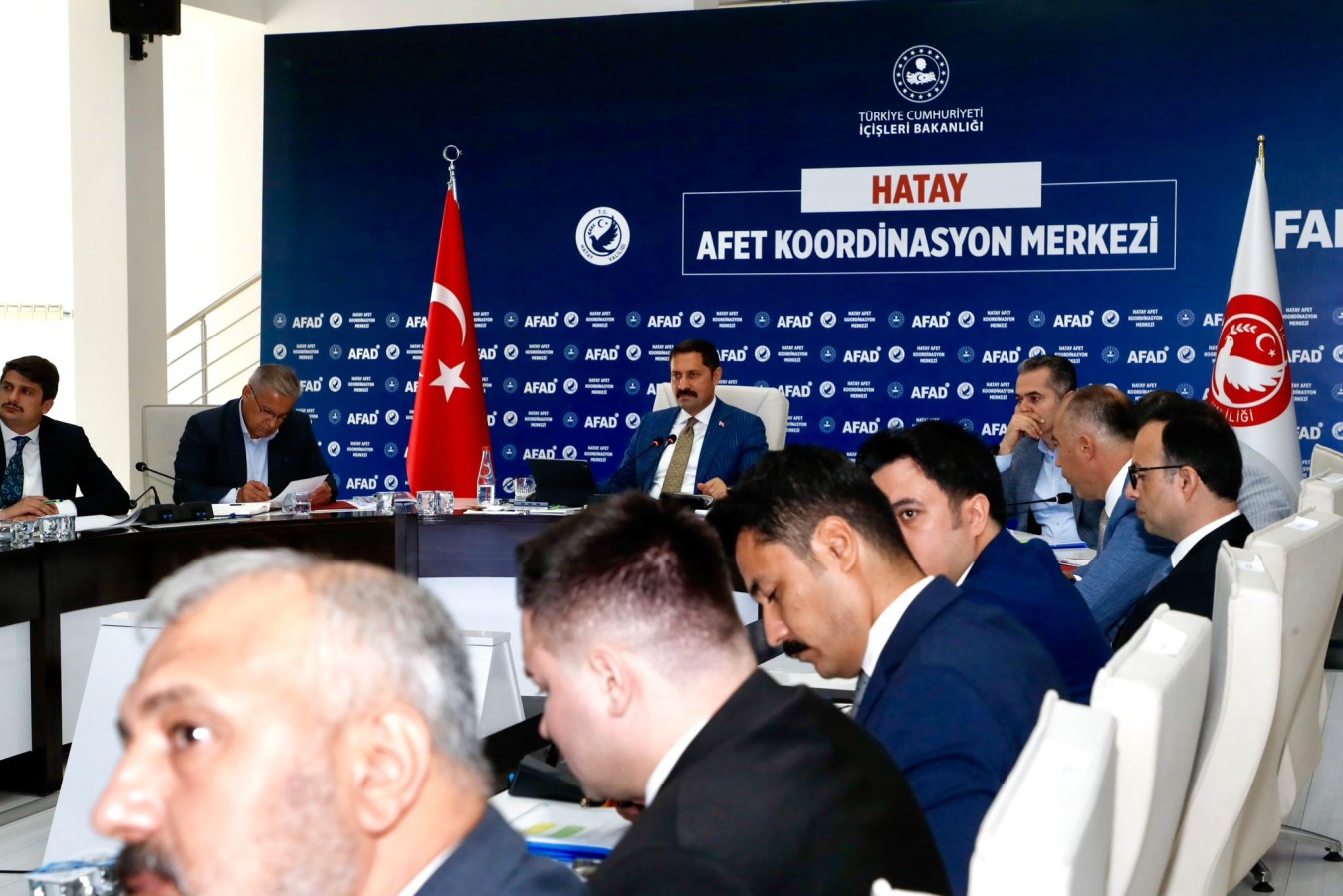 Hatay'daki afet konutlarının durumu istişare edildi;