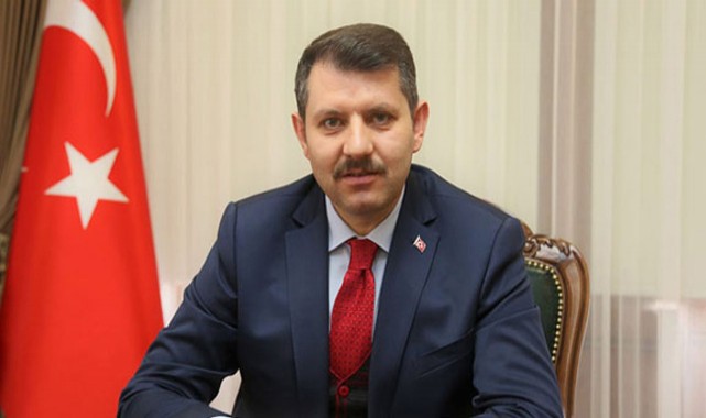 "Anılarımın tarlası, üzerinde hayaller kurduğum canım köyüm..."