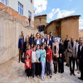 "Köylerdeki hayat standartlarını yükseltiyoruz"