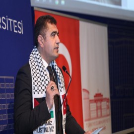 Vali Aslan “Filistin’de Kadın Olmak” paneline katıldı