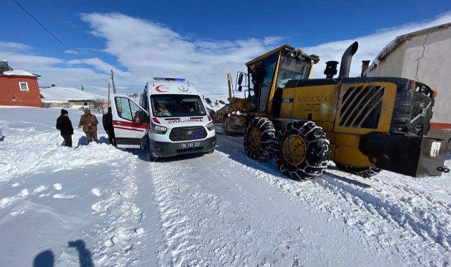 Sivas’ın kırsalında 3490 defa kapanan yollar yeniden ulaşıma açıldı