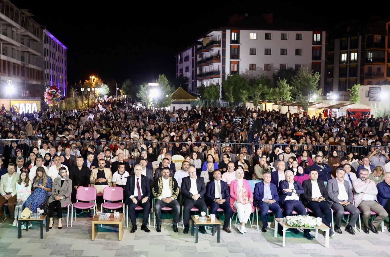 Bal Festivali'ne yoğun ilgi;