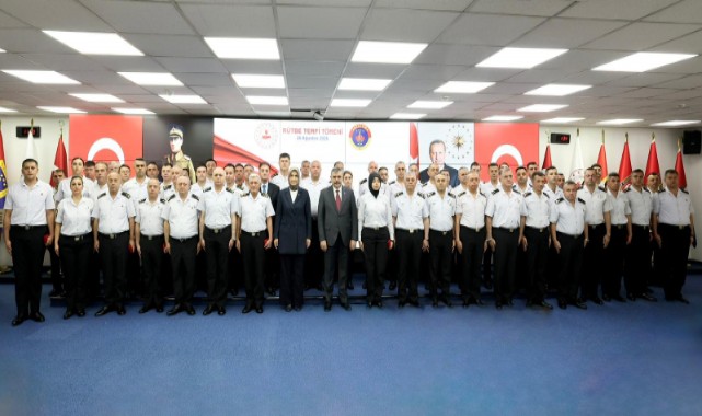 “Jandarmamızın ay yıldızlı üniforması güven ve huzurun sembolüdür”