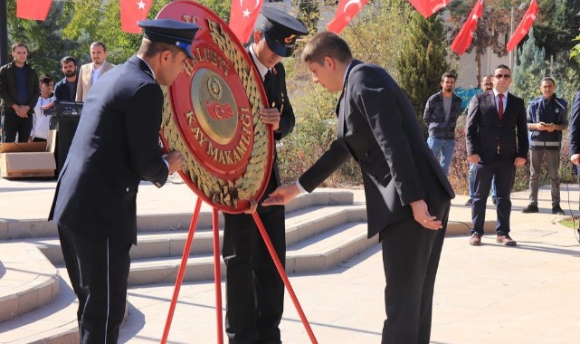 “Cumhuriyet’e hayat veren ruh 99 yıldır dipdiri”