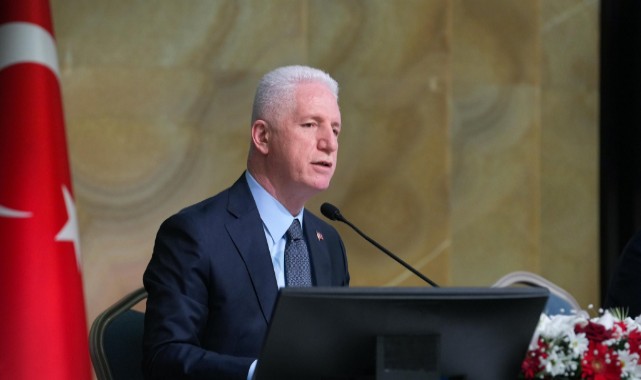 "İstanbul'da depreme dayanıksız kamu binası kavramını gündemimizden çıkartacağız"