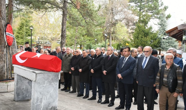 Emekli Vali Bahaeddin Güney son yolculuğuna uğurlandı