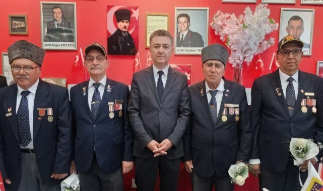 Kaymakam Sürücü’den şehit ailelerine anlamlı hediye