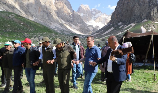 40 yıl sonra terörden arındırılan Cilo’da silah sesleri yerini davul zurnalı halaya bıraktı