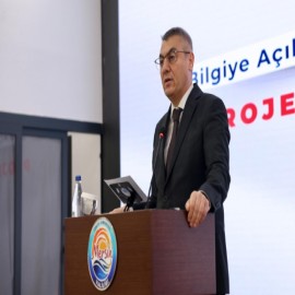 “Bilgiye açılan her kapı, geleceğe açılan bir kapıdır”