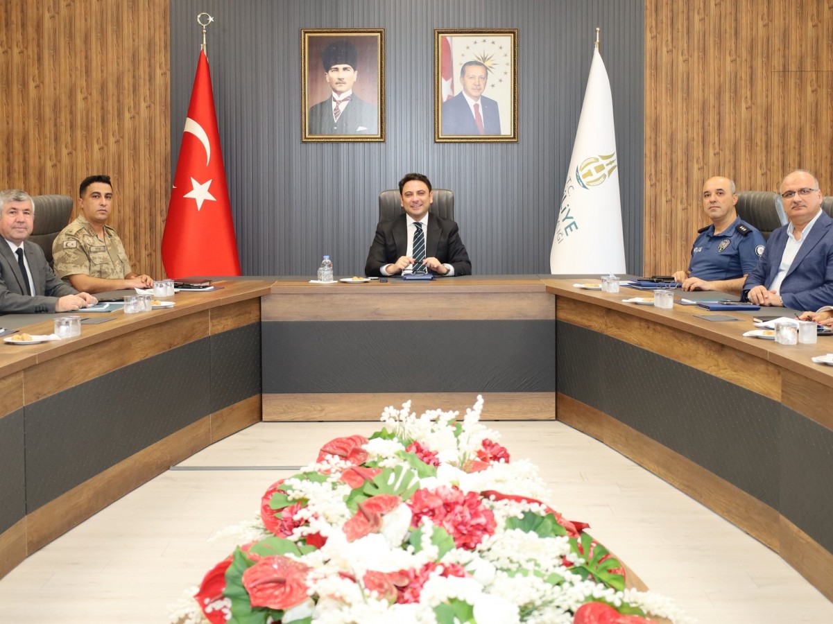 "Daha güzel bir Haliliye için el birliğiyle çalışmaya devam";
