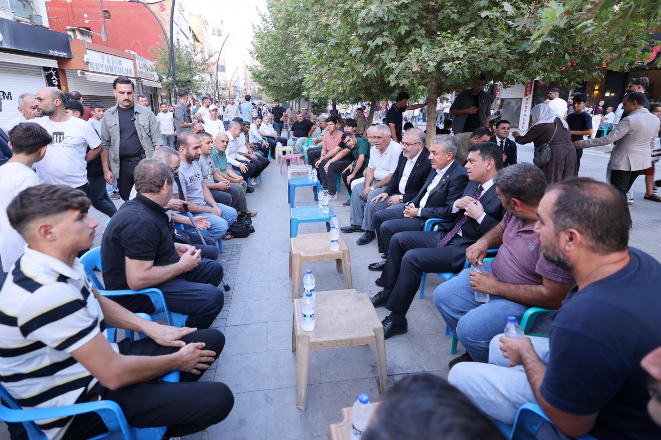 Vali Akkoyun, ilçe halkının taleplerini dinledi;