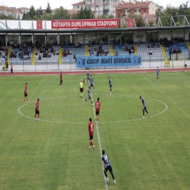 Şampiyon Kütahyaspor kupasını Vali Musa Işın’ın elinden aldı