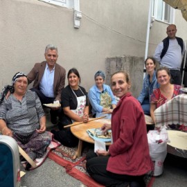 Kaymakam Yurt, gözleme yaptı