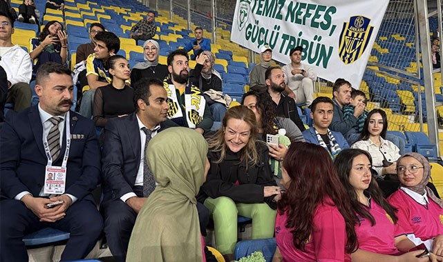 ''Yeşil Tribün Projesi'' Kaymakam Gevrek ve gençleri bir araya getirdi