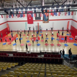 Vali Çakırtaş, sağlıklı hayat için spor yaptı