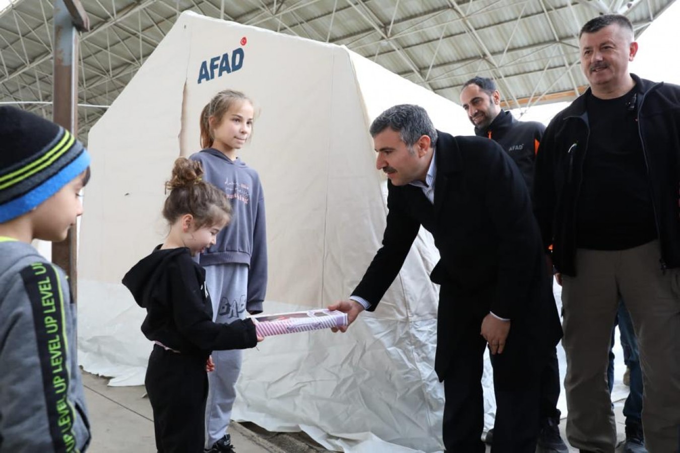 Düzce depreminden hastanede iki yaralı kaldı;