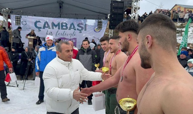 Çambaşı Kış Festivali'nde renkli görüntüler