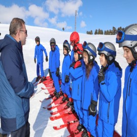 Hem öğreniyor, hem eğleniyorlar