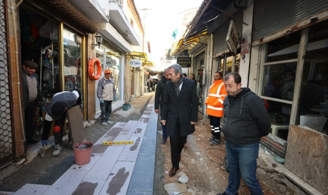 Urla'da tarihi sokaklar sağlıklaştırılıyor