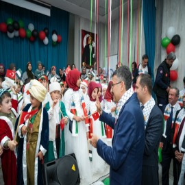 "Zalimlere dur diyebilmek için çocuklarımızı iyi eğitmeliyiz"