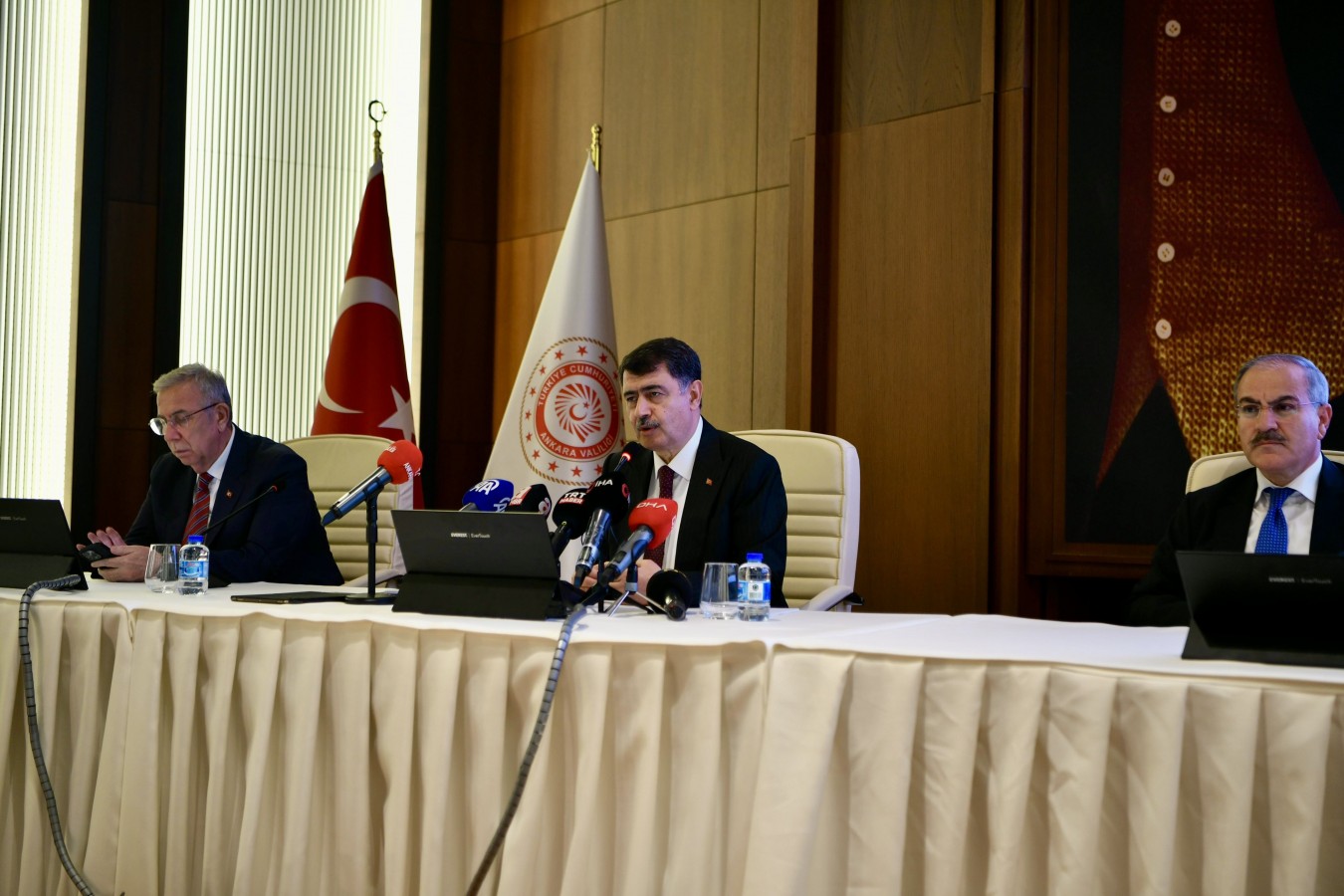 Ankara'daki hobi bahçeleri ve kaçak yapılar mercek altında;