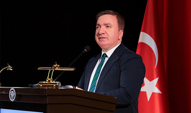 EBYÜ mezunları bir araya geldi: ''Mezuniyet bir son değil, yeni başlangıçların kapısıdır'';