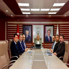 Vali Koç’tan yatırım süreçlerine sıkı takip mesajı