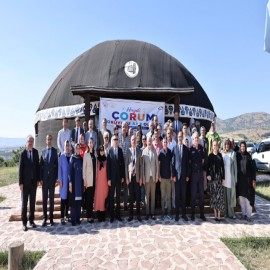 Vali Çalgan: "Sizler koca yürekli anne ve babalarsınız"