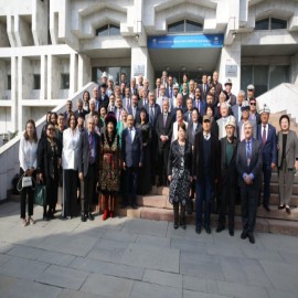 Vali Hatipoğlu, Kırgızistan'a gitti