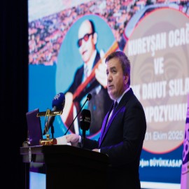 "Biriz, beraberiz, aynı bayrağın altında kardeşiz"