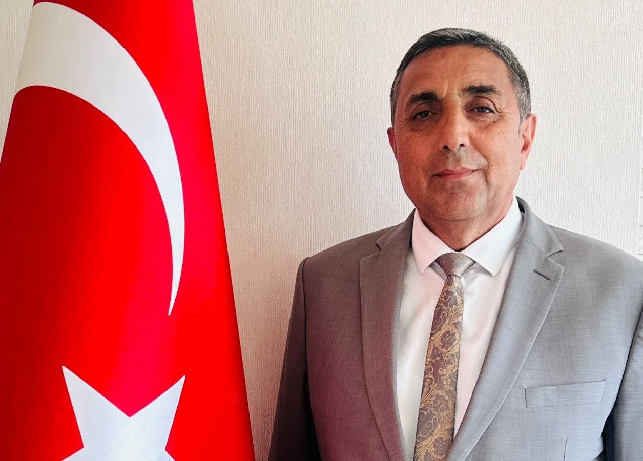 Vali Yardımcısı Aslaner'den bayrak geçişi eleştirilerine açıklama