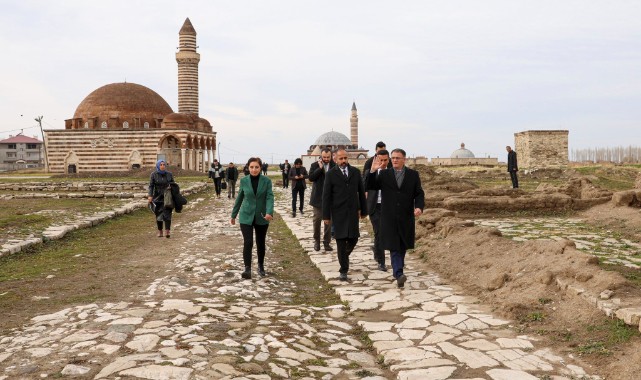 Eski Van şehri gün yüzüne çıkarılıyor