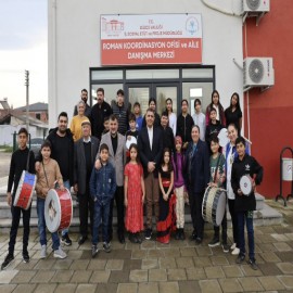 "Roman kardeşlerimiz ilimize renk katıyor"